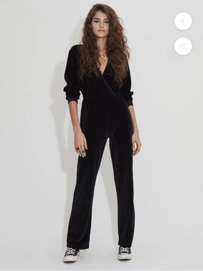 Suzie Kondi Velour V-Neck Jumpsuit in Black Size XL